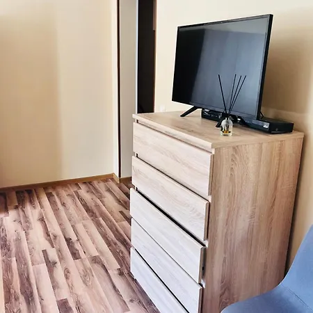 Tallinnhousing For 4 With Free Parking * Talin