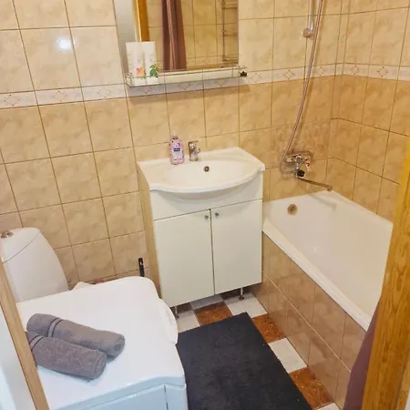 Tallinnhousing For 4 With Free Parking Apartment *